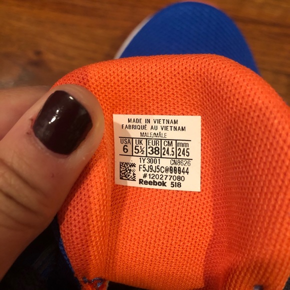 Men’s Reebok Sneakers - Picture 5 of 6